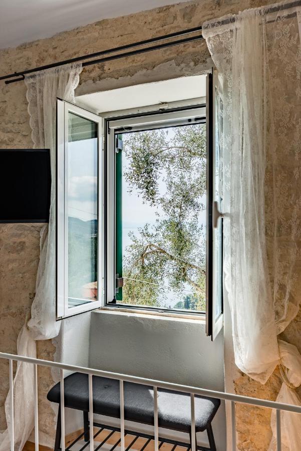 Вілла The Greystone Seaview House By Konnect Nisaki  Екстер'єр фото